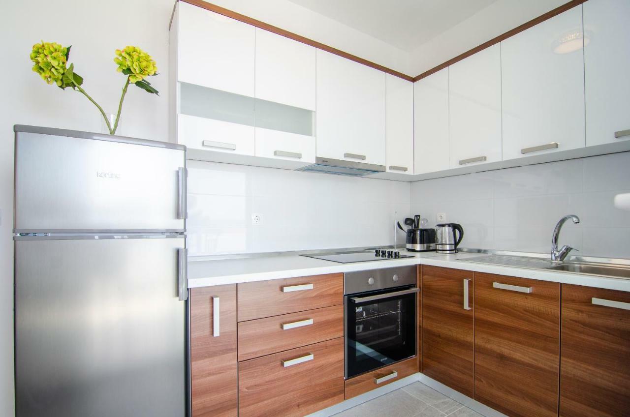 Apartments Sara 4 โบล ภายนอก รูปภาพ